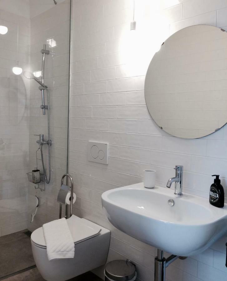 Casa Bibiana Apartment โคเปร์ ภายนอก รูปภาพ